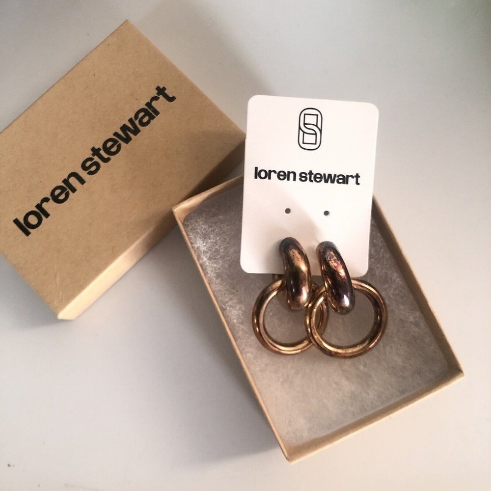 Loren Stewart Door Knocker Hoop Earrings Gold - Picture 4 of 5